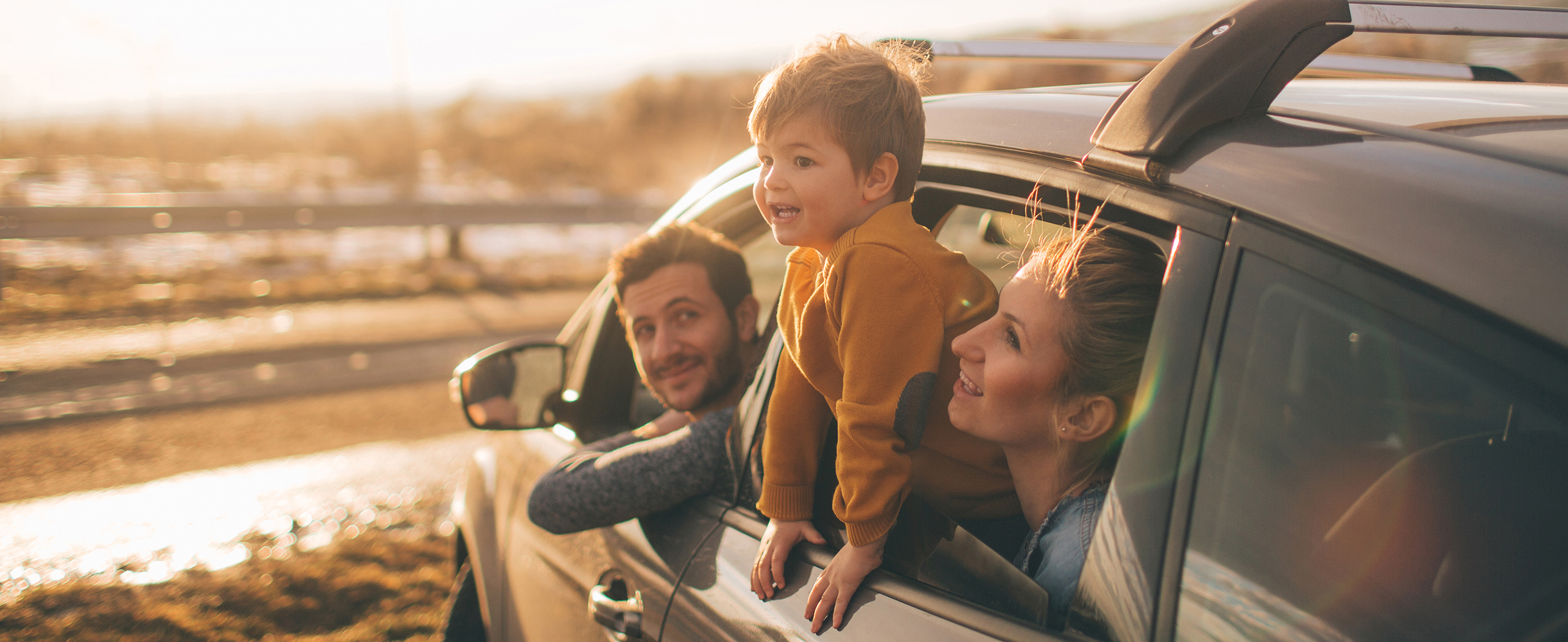 Family-Car-Beach-LTD-2440x1000.jpg